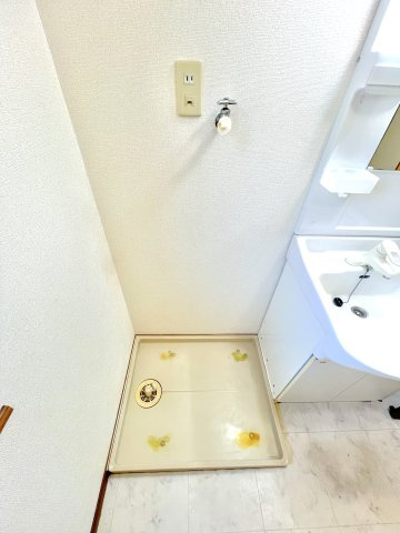 サンライト草木の設備|室内洗濯機置き場　他号室の写真の為異なる場合は、現況優先とします。