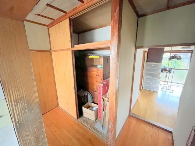 黄金町貸家の収納