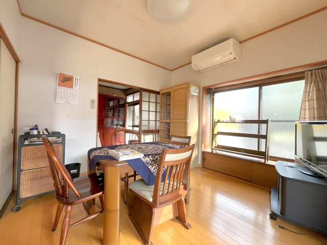 黄金町貸家の居間・リビング