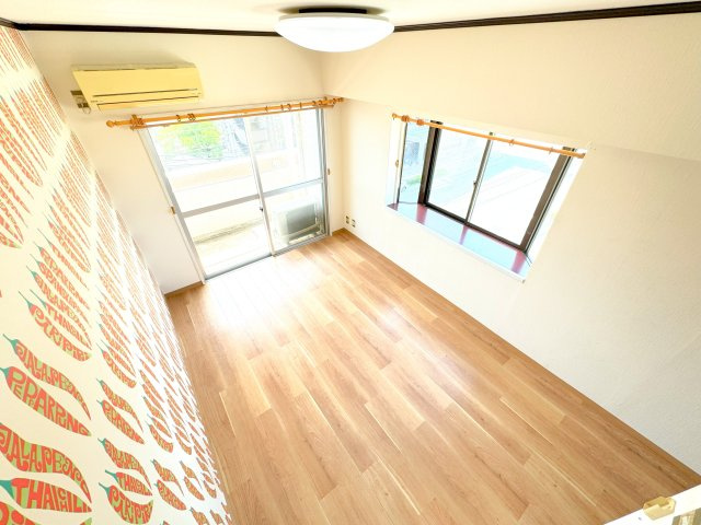 グランカーサ大牟田駅の居間・リビング