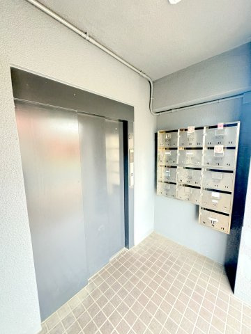 KICHIビルのロビー