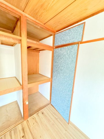 アクア上白川A棟の収納