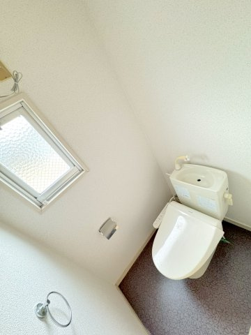 アクア上白川B棟のトイレ