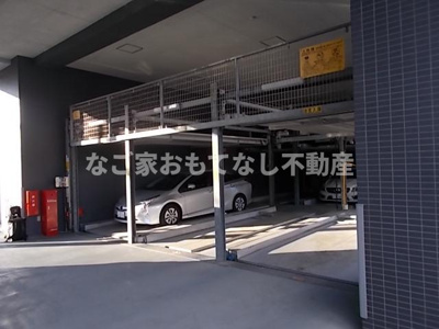 【駐車場】 | ヴェルディーク那古野オ－センティック | 敷地内駐車場で便利です。