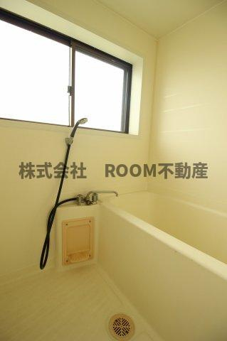 本村住宅の浴室|コンパクトで使いやすいお風呂です