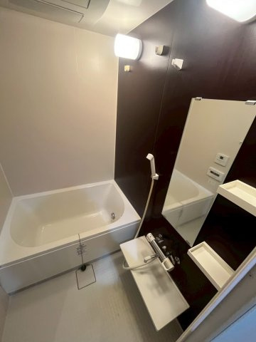 リヴィエール北梅田の浴室