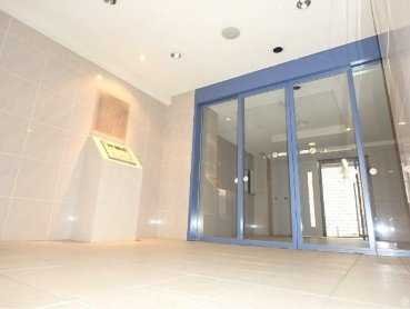 【エントランス】 | ドゥーエ横濱台町 | エントランス