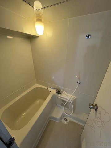 ロイヤルハイツ扇町Ⅱの浴室