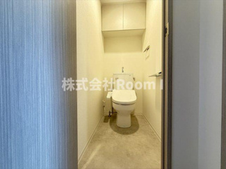 【トイレ】 | エスリードレジデンス大阪谷町ザ・マークス | ゆったりとした空間のトイレです