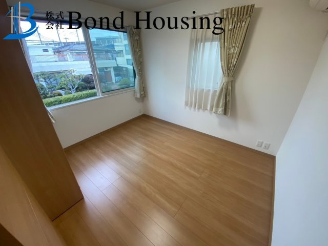 「セキスイ施工」「床暖房あり」魚住町西岡 築9年の洋室