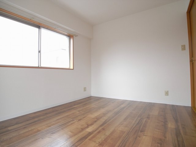 【洋室】 | ファミール吉田Ⅰ