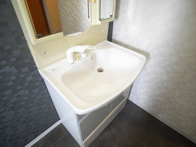 【独立洗面台】 | ファミール吉田Ⅰ