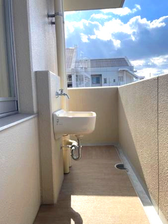 アルファスマート丸亀駅Ⅱのバルコニー