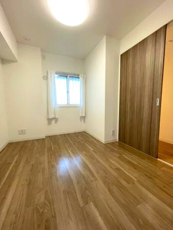 アルファスマート丸亀駅Ⅱの洋室