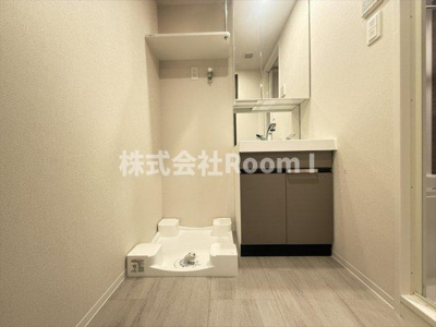 【洗面所】 | エスリードレジデンス大阪谷町ザ・マークス | スペースが確保できる洗面所です