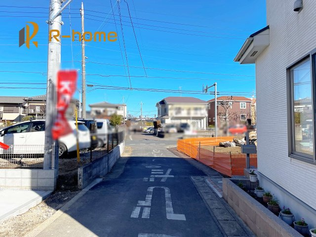 流山市加10期　新築戸建て　3号棟の前面道路含む現地写真|堂々！建物完成♪実際のお部屋をご見学可能です♪
ご見学が一番の資料！お気軽にお問い合わせ下さい♪