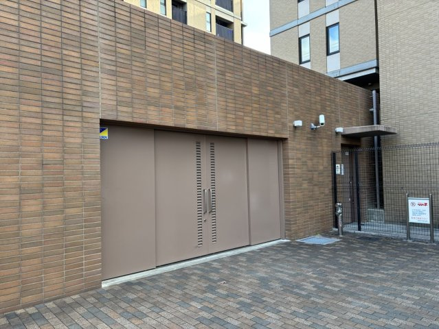 プレミスト北千里クラッシィA棟のその他共用部分|マンションの敷地内にゴミ庫がございます。