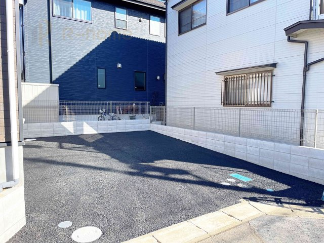 流山市野々下第5　新築戸建て　2号棟の駐車場|カースペースは1台お停めいただけます♪