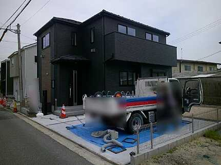 大竹市新町2丁目　新築一戸建て(全2棟）の前面道路含む現地写真