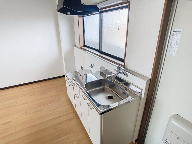 センス河北Bのキッチン