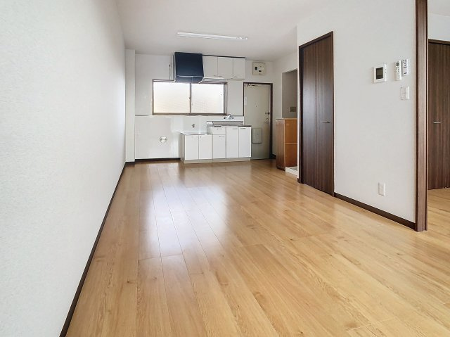 センス河北Bの内装