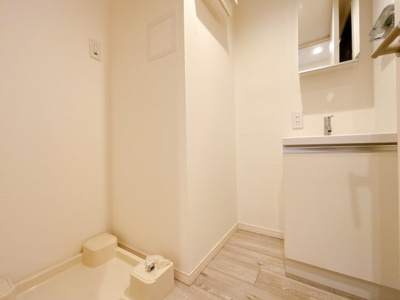 【洗面所】 | エルフローラ三軒茶屋