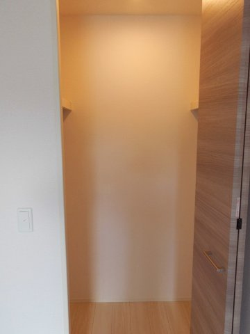 ラヴィーベール江井島の収納