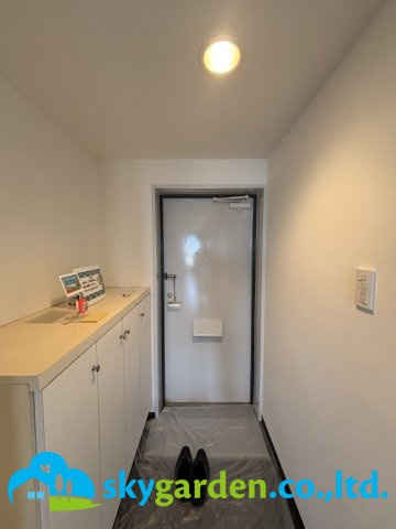 コスモ平塚中原の玄関