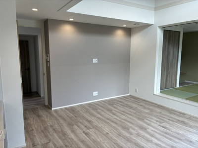 【居間・リビング】 | 大津市南志賀3丁目3-12　中古戸建