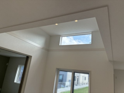 【居間・リビング】 | 大津市南志賀3丁目3-12　中古戸建