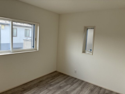 【洋室】 | 大津市南志賀3丁目3-12　中古戸建 | 2階　洋室5.73帖