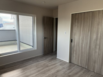 【洋室】 | 大津市南志賀3丁目3-12　中古戸建 | 2階　洋室7.9帖