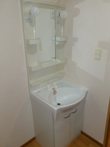 コルナスコートの洗面所