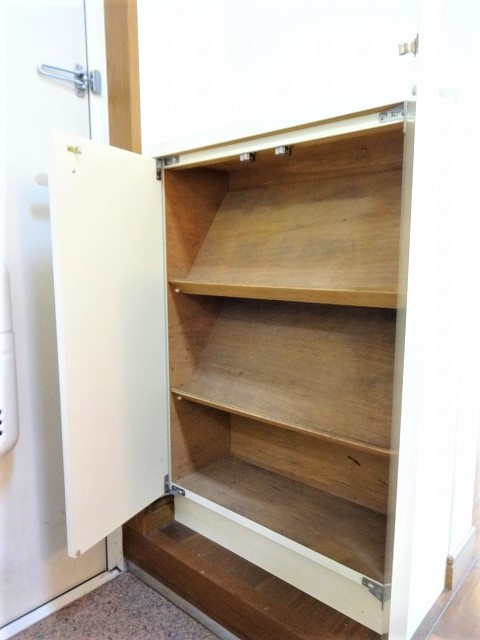 ハイムウエストの玄関