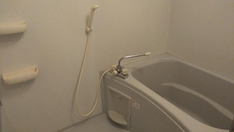 アンジェIII の浴室