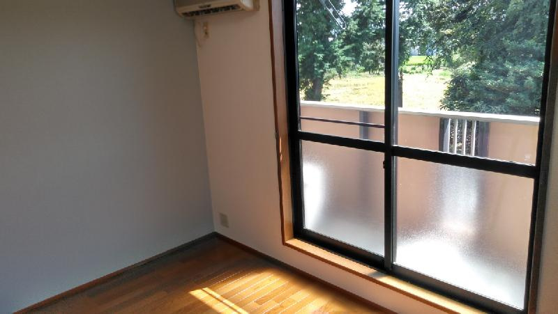 アンジェIII の洋室