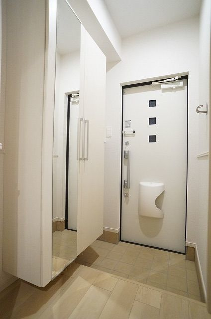 シャイン　ヴィレッジの玄関|玄関