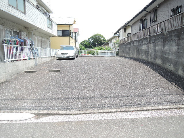 シティハイム　ムラカミＭＫの駐車場|敷地内駐車場