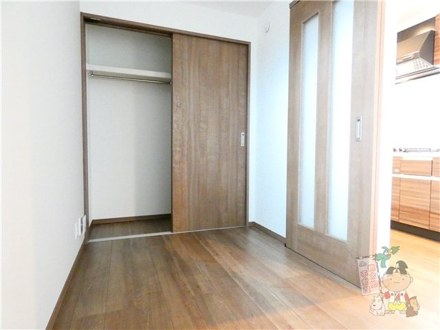 Ｒｅｇａｌｅｓｔ　Ｃｏｅｕｒ　青江の洋室