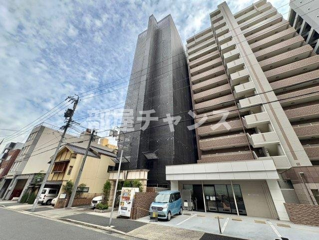 プレサンス泉アーバンゲート