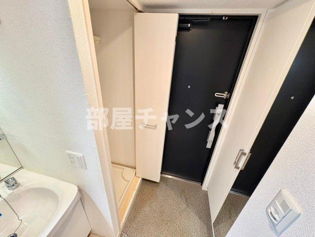 プレサンス泉アーバンゲートの玄関