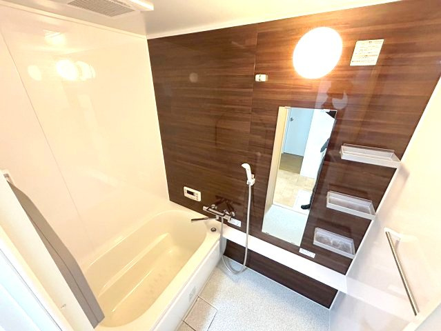 千里王子高層住宅Ａ棟の浴室|ゆったり過ごせるお風呂です