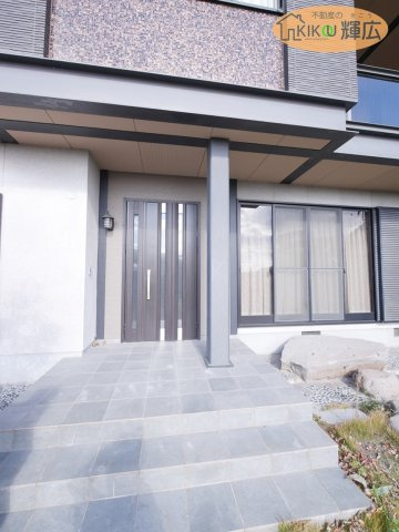 姫路市奥山　中古戸建の玄関