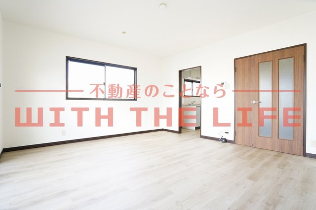 エスプリポート【キャッシュバック対象物件】の居間・リビング|使いやすい居間です