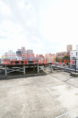 エスプリポート【キャッシュバック対象物件】のバルコニー|暖かな日差しのふりそそぐバルコニー