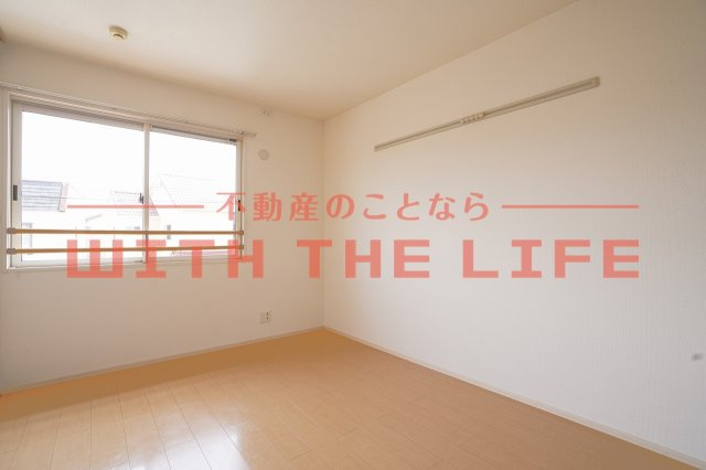 アヴニール合川【キャッシュバック対象】の和室|きれいな和室です