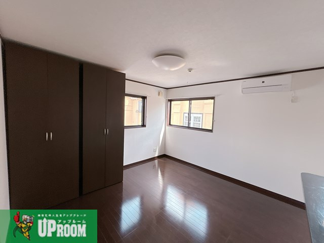 T-Veriousの居間・リビング