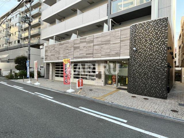 シリウス中央の駐車場