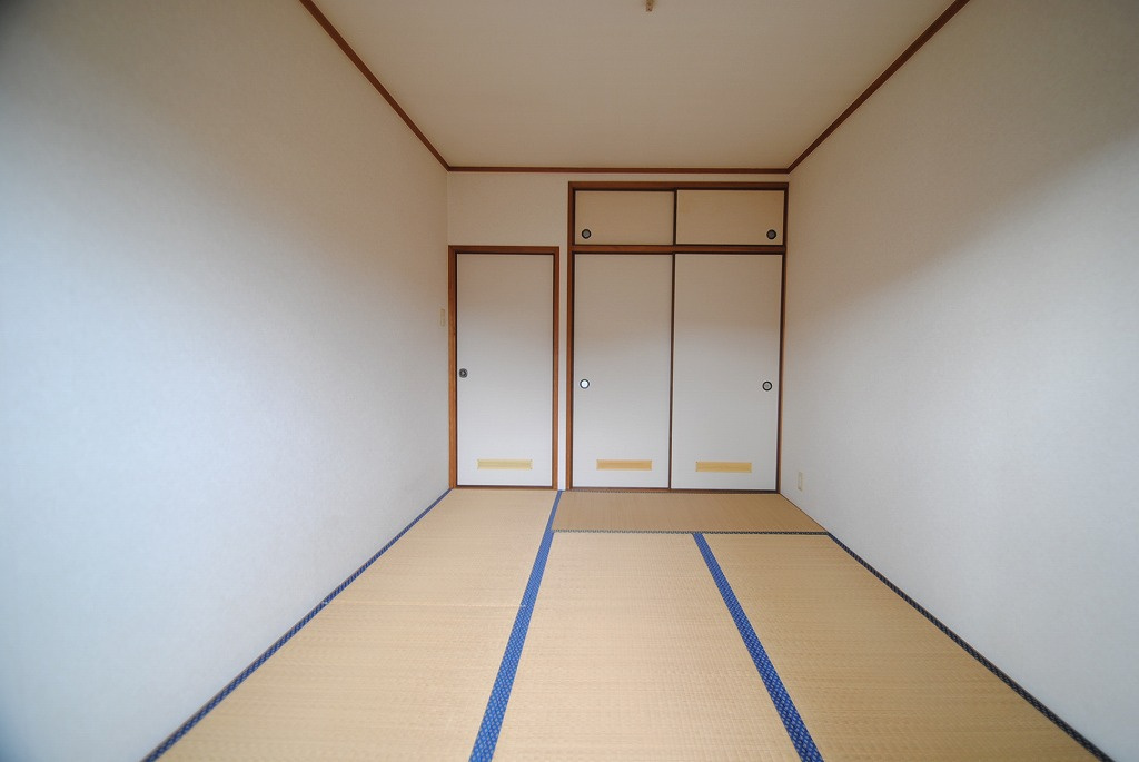 メゾンドールMURATAの和室