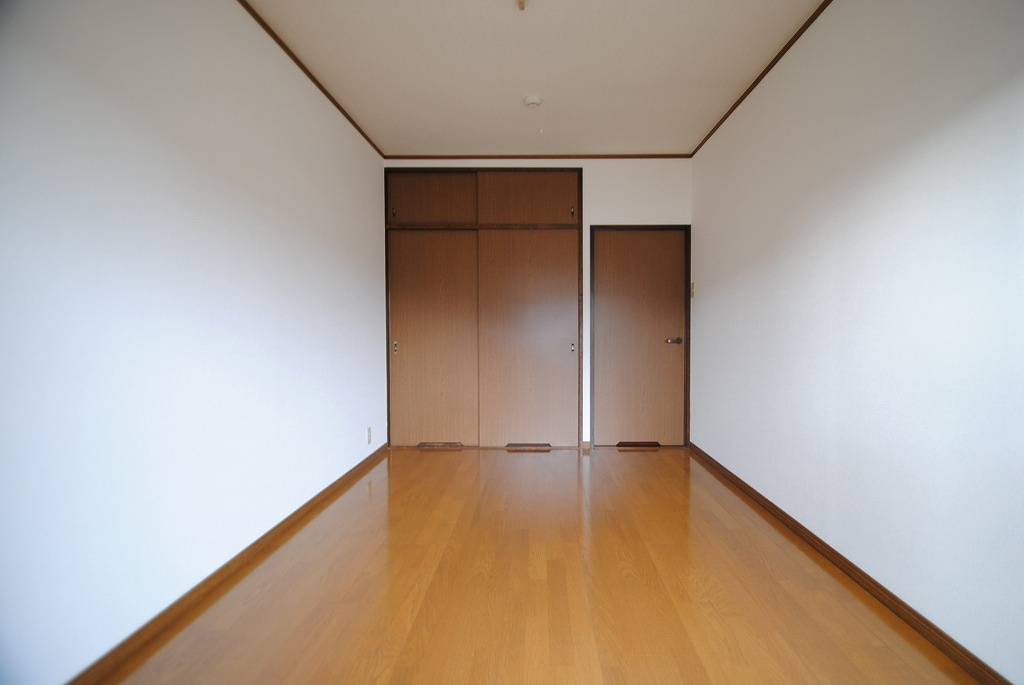 メゾンドールMURATAの寝室